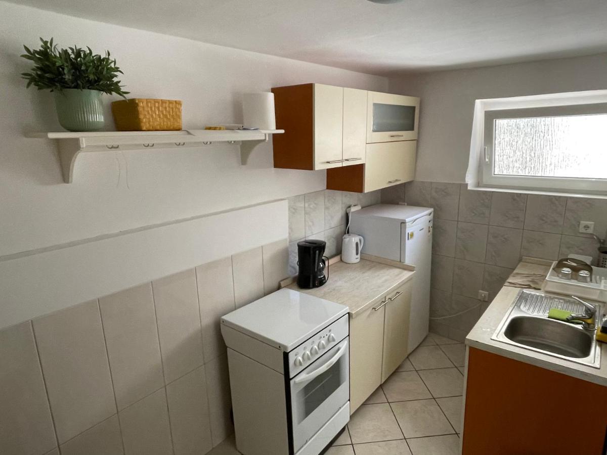 Apartment Chillout House Novalja Ngoại thất bức ảnh